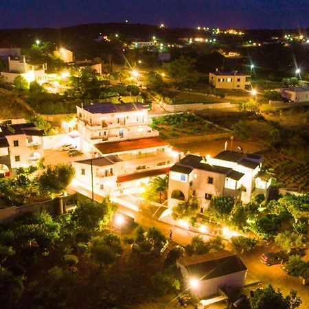 Theofilos Appartements Livadi  Buitenkant foto