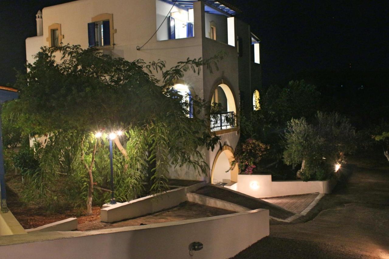 Theofilos Appartements Livadi  Buitenkant foto