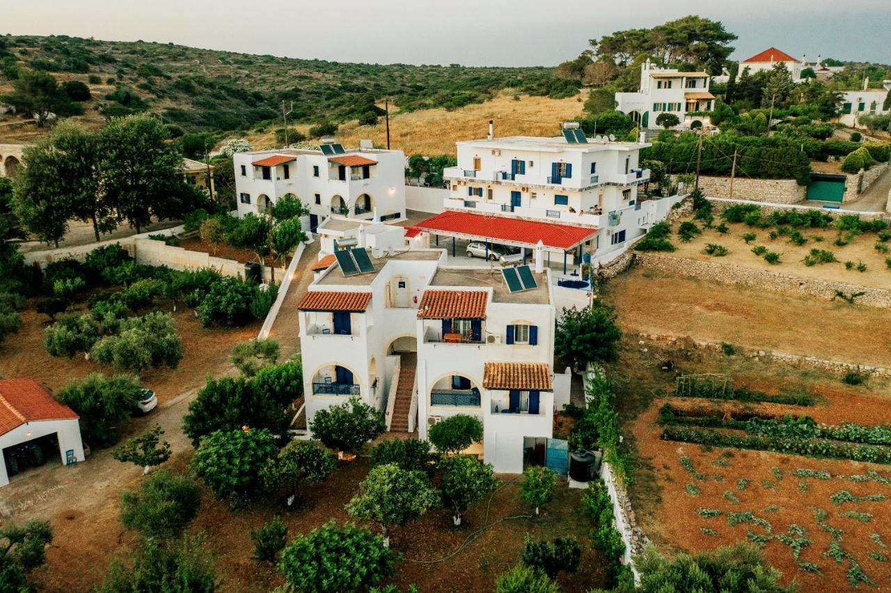 Theofilos Appartements Livadi  Buitenkant foto